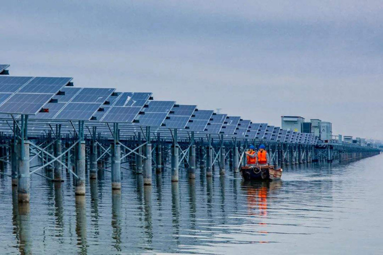 漁光互補光伏發電項目的必備條件，漁光互補一畝水塘能建多少光伏